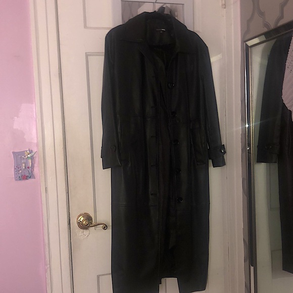 Leather trench coat - Picture 5 of 5